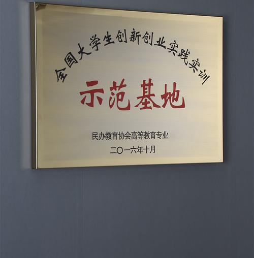本店不同产品质保期限不同,质保期内的商品退换货及维修服务请咨询
